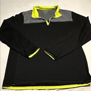 American Eagle Outfitters Gray and Neon Yellow Shirt